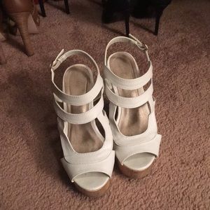 White leather wedges size 5.5 very sexy